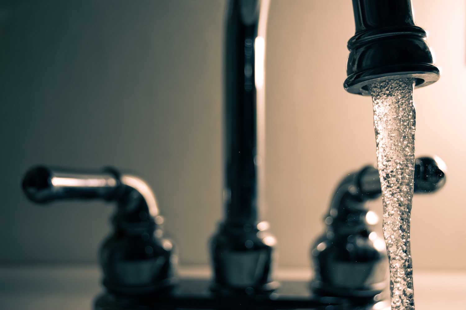 kitchen faucet